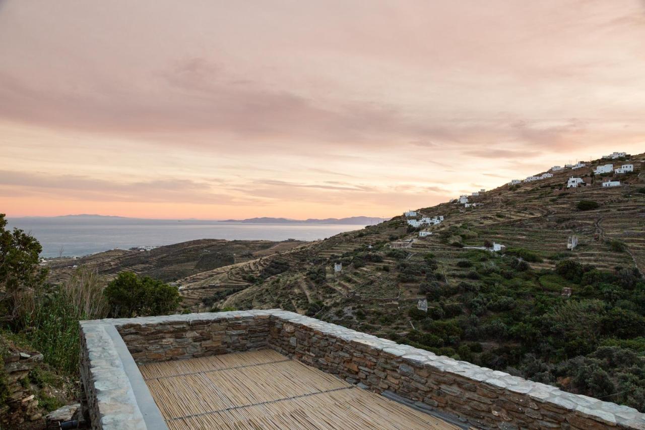Tinos Dove Suites Triandaros  Exterior photo