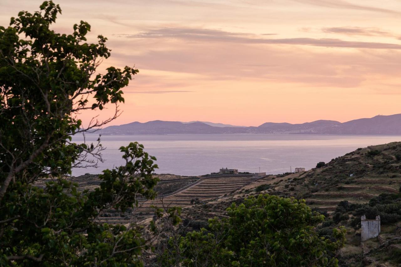 Tinos Dove Suites Triandaros  Exterior photo